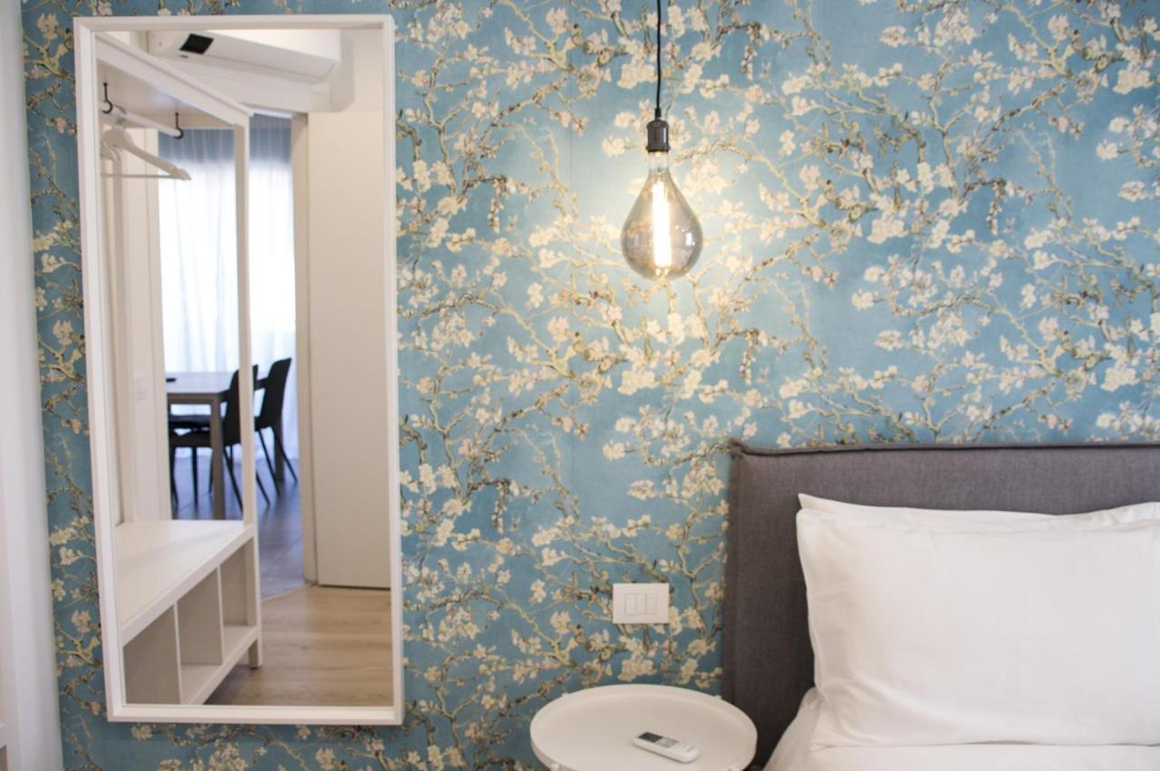 Bloom Apartments Тренто Экстерьер фото