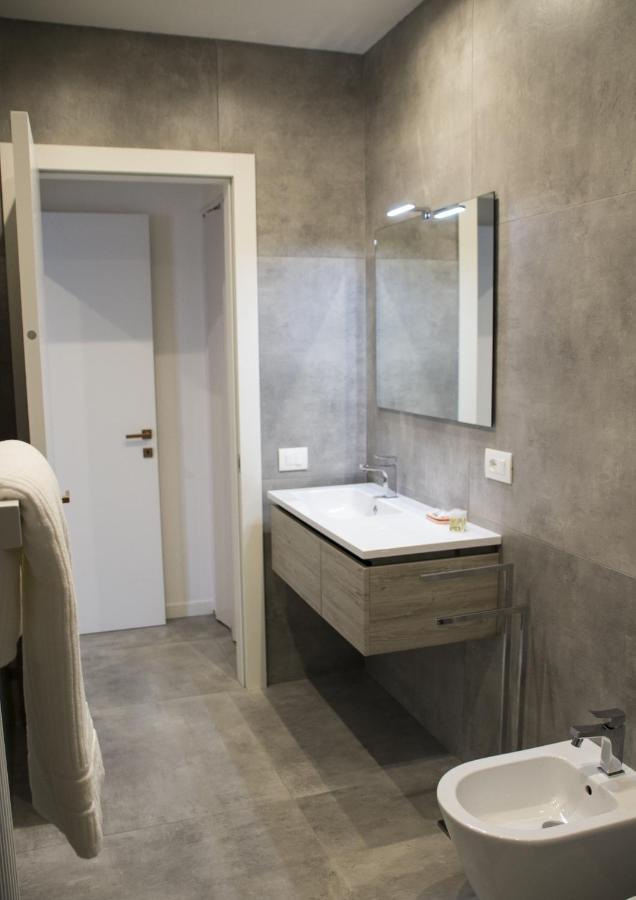 Bloom Apartments Тренто Экстерьер фото