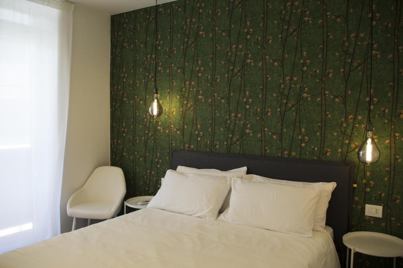 Bloom Apartments Тренто Экстерьер фото
